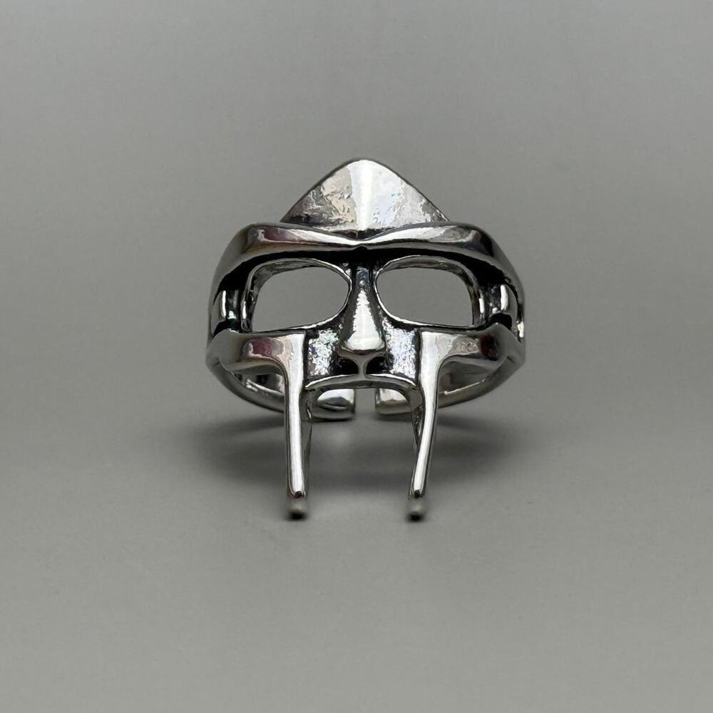Y2K Vintage Silver MF Doom Mask Ring – Size 9, Unisex, Brand New